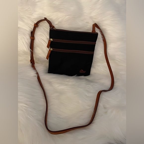 Dooney & Bourke Crossbody - Picture 6 of 10